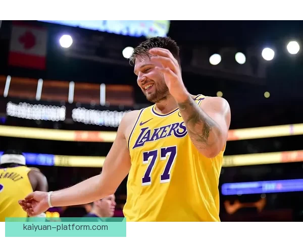 东契奇刷新历史纪录詹姆斯命中率追平生涯巅峰